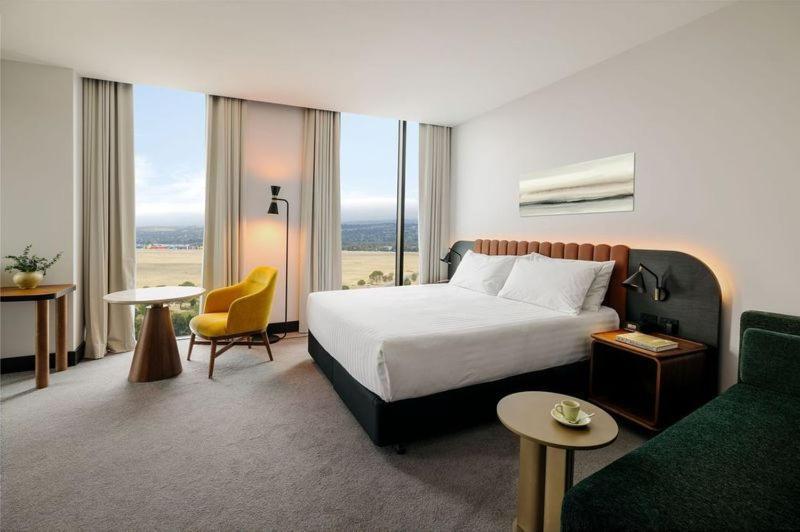 Crowne Plaza Adelaide Mawson Lakes By Ihg Exterior photo